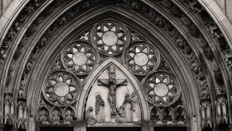 Portal de entrada da Catedral da Sé